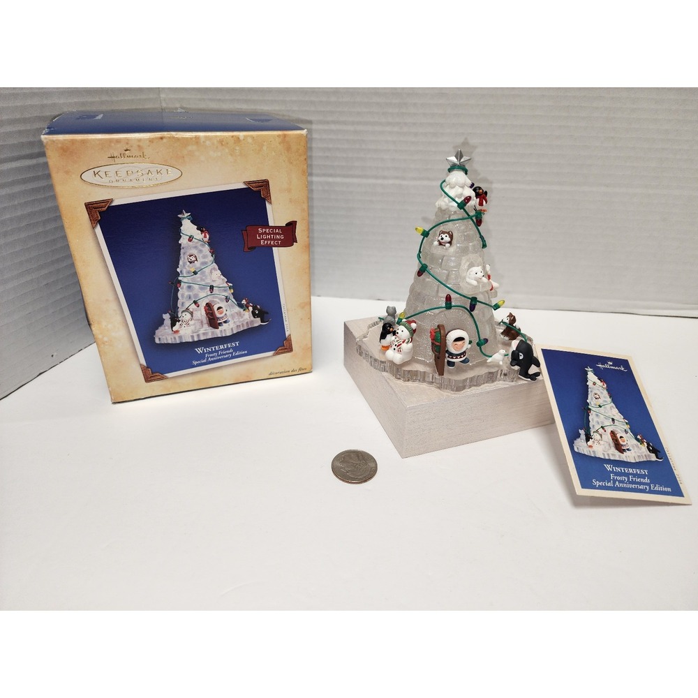 2004 Hallmark Keepsake Christmas Tree Ornament Winterfest Frosty Friends light